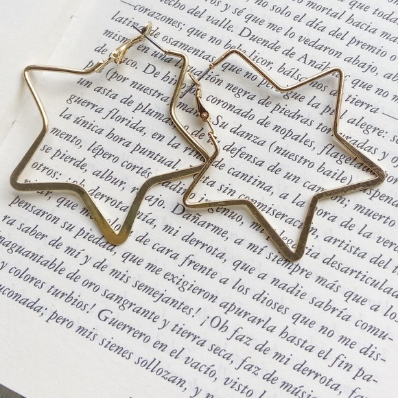 Alquimia Jewelry - SHOOTING STAR 🌠 LARGE HOOPS GOLD EARRINGS SET